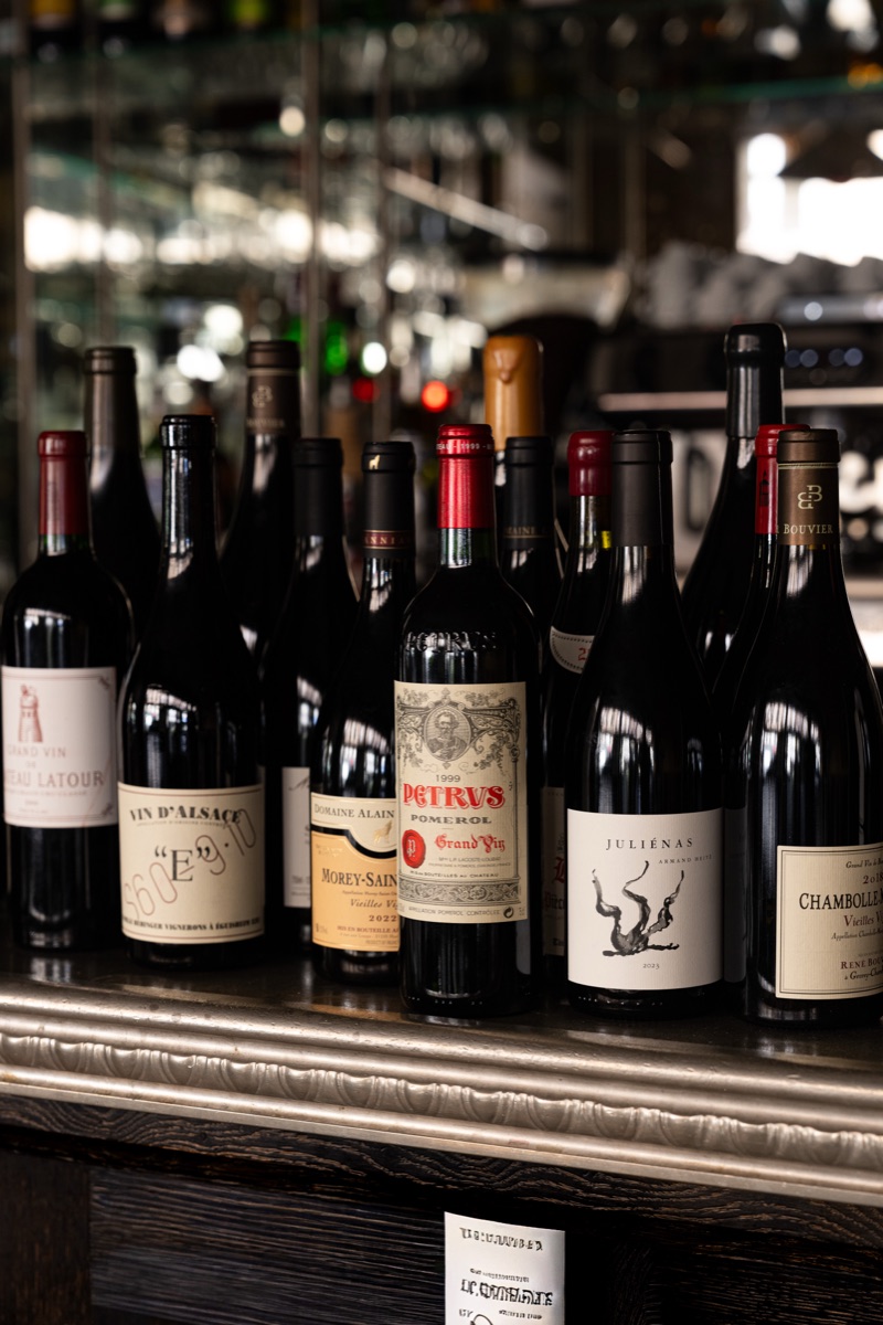 Sélection de bouteilles de vin français